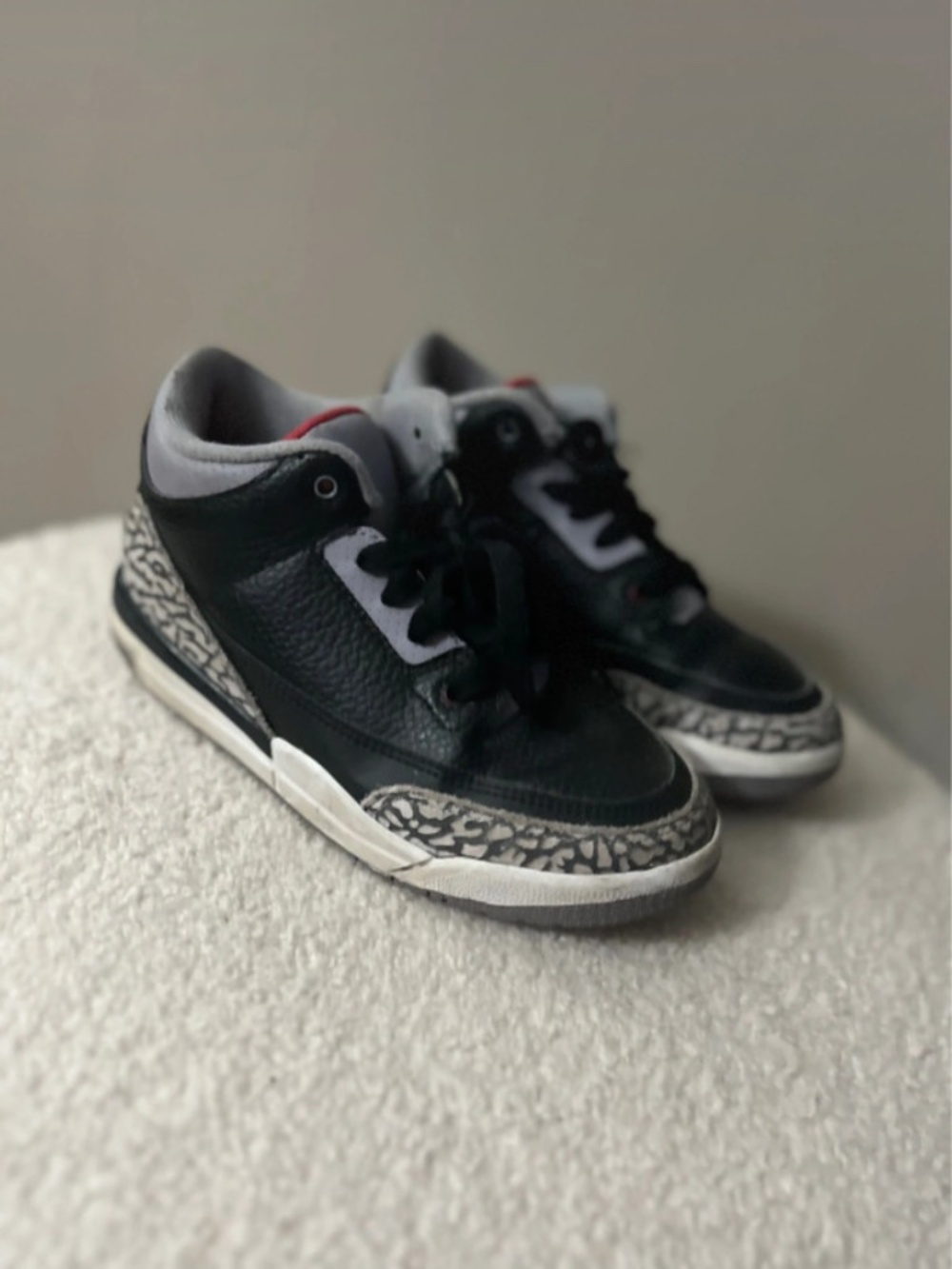 Kids Jordan 3 shoes